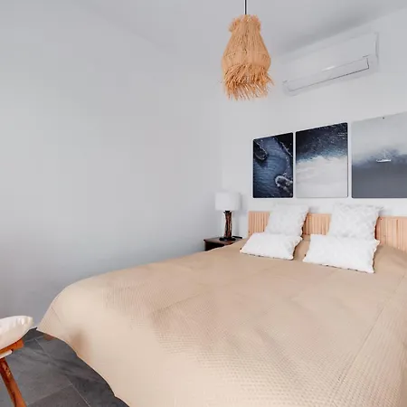 With Sea View Balcony 6 Min To Villa Gumbet