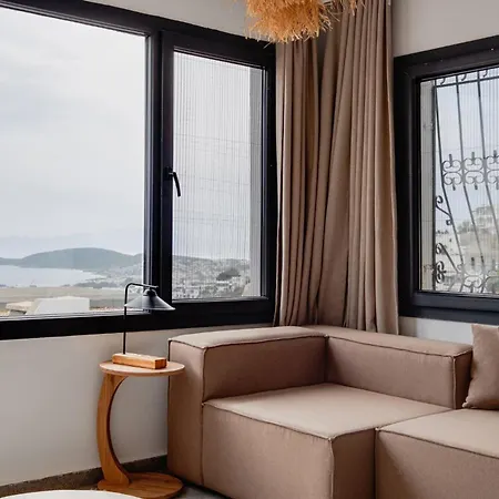 With Sea View Balcony 6 Min To Villa